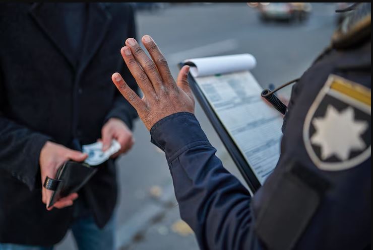 foto policia multando